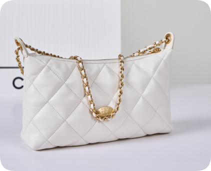 【高仿女包推薦】Chanel 25s 春夏系列 金币 Hobo 饺子包 小号 白色