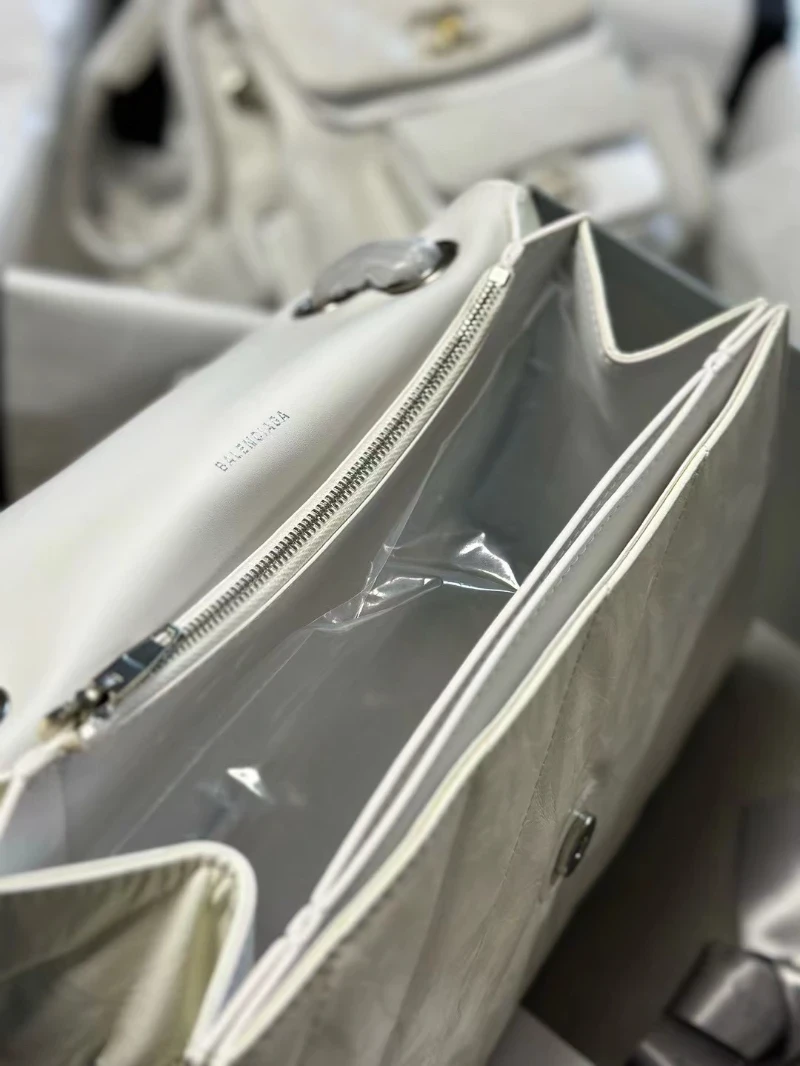 高仿巴黎世家 沙漏包 (3)