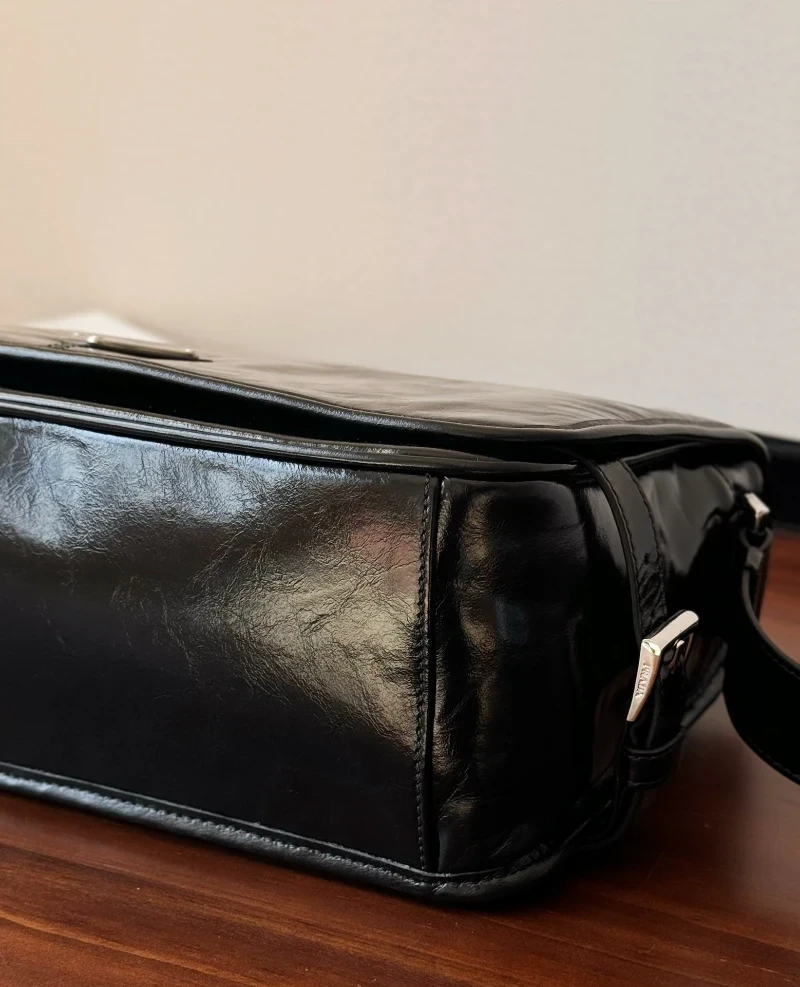 高仿prada 郵差包 (9)