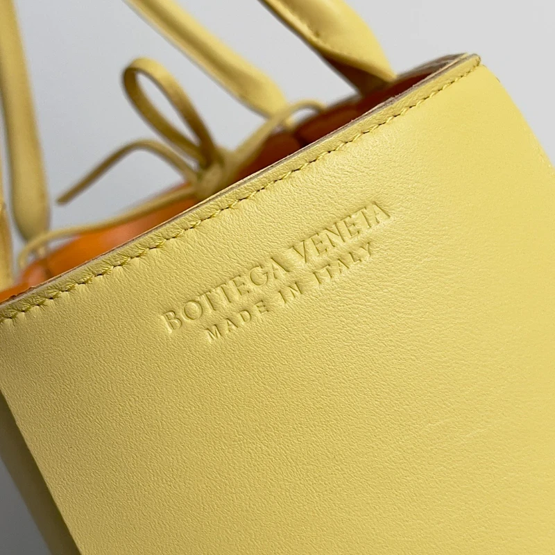 bottega veneta 高仿 超大矩形托特包 (16)