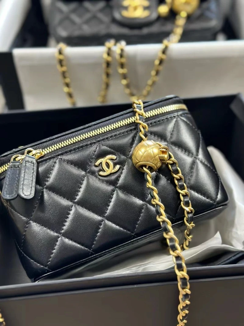 chanel高仿 金球盒子包 (1)