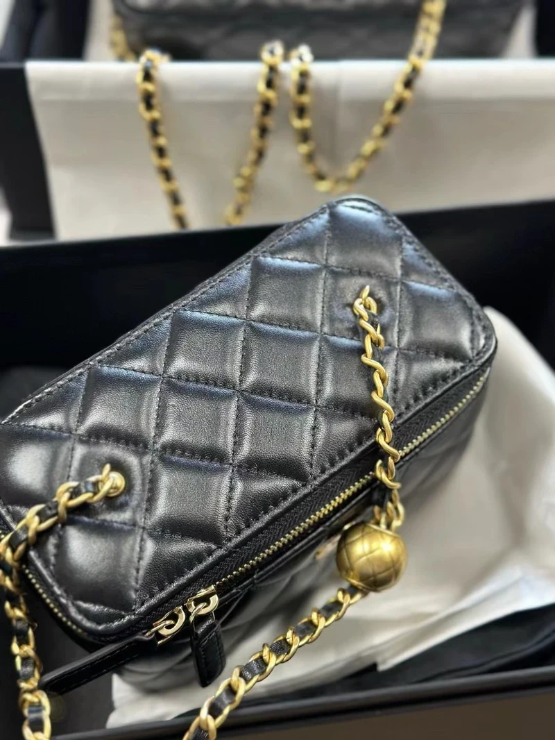 chanel高仿 金球盒子包 (3)