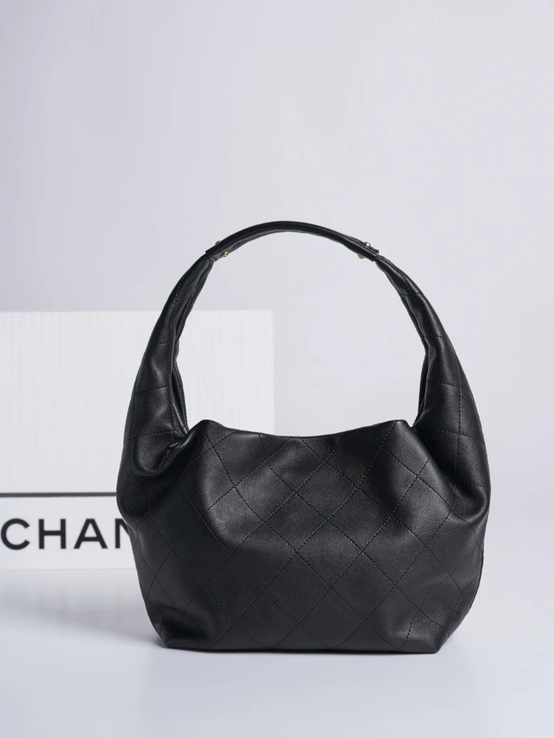  chanel高仿 large hobo 嬉皮包 (2)