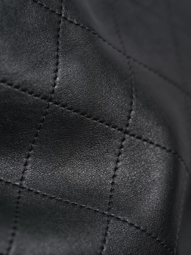  chanel高仿 large hobo 嬉皮包 (3)