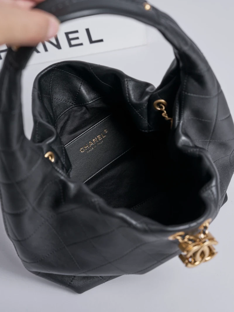  chanel高仿 large hobo 嬉皮包 (6)