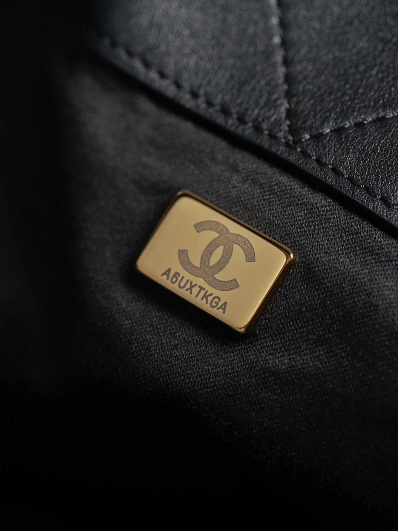  chanel高仿 large hobo 嬉皮包 (7)