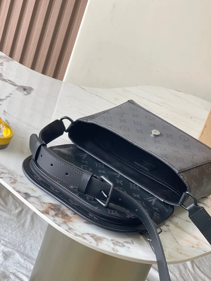 lv高仿男包 型號：m12681 (8)