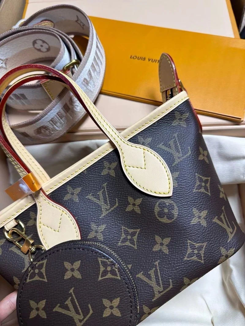 lv高仿 購物包 (2)