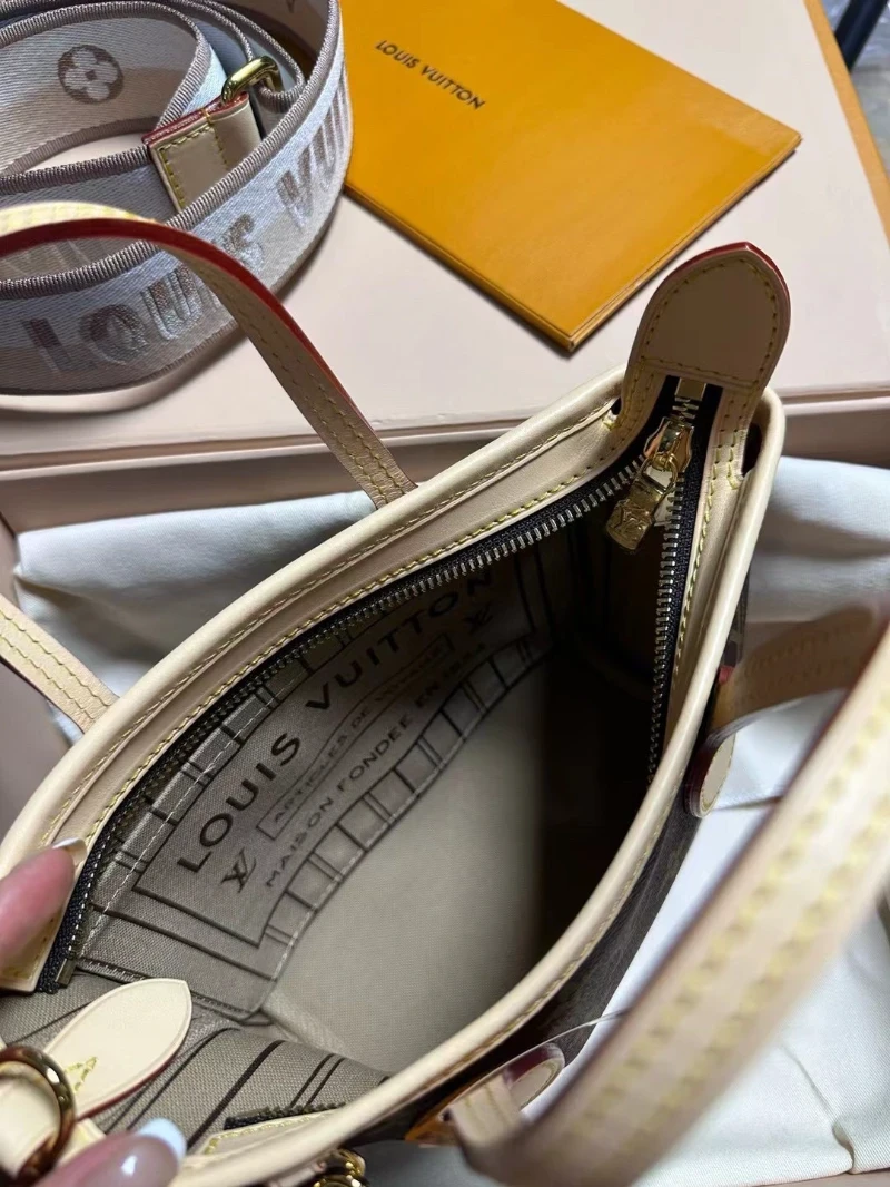 lv高仿 購物包 (4)