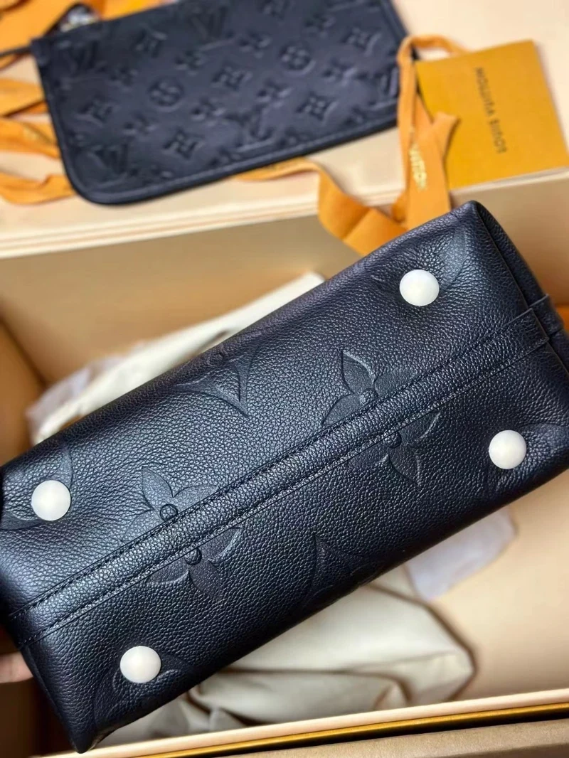 lv高仿 carry all (3)