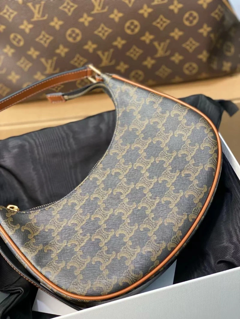 celine高仿 腋下包 (1)