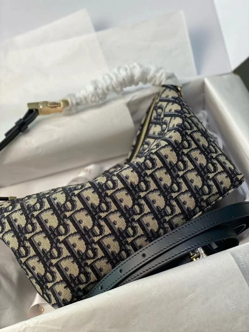 dior高仿 nomad手提包 (1)