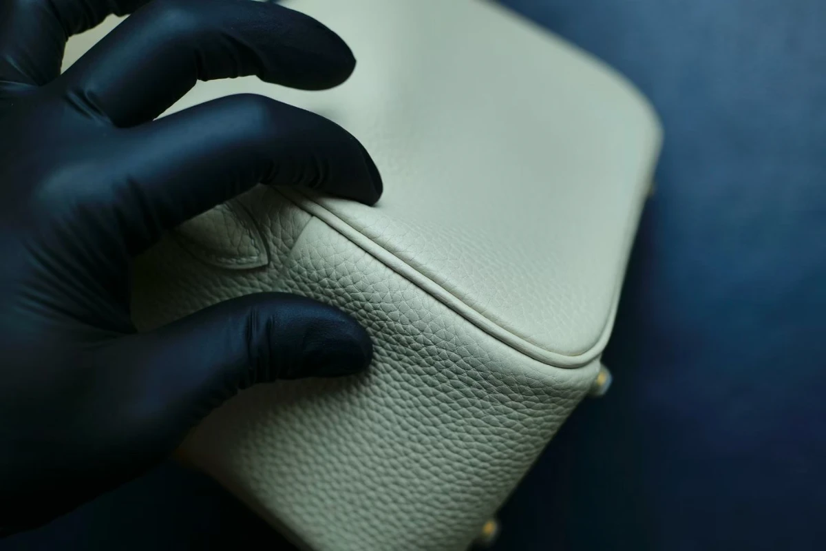 hermes高仿 lindy mini 奶昔白 (4)