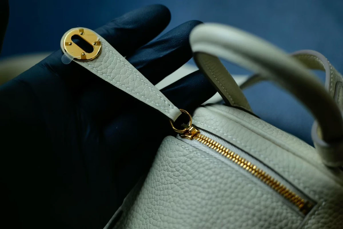 hermes高仿 lindy mini 奶昔白 (6)