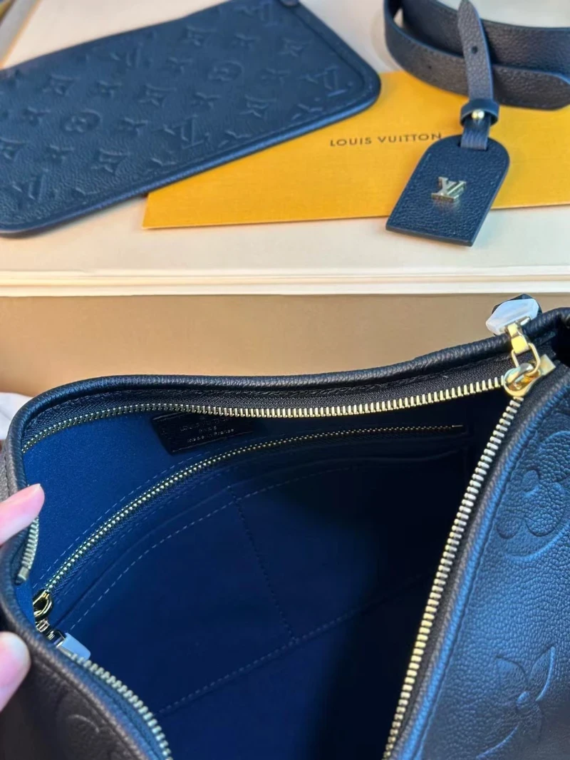 lv高仿 全皮款牛角包 黑色 (4)