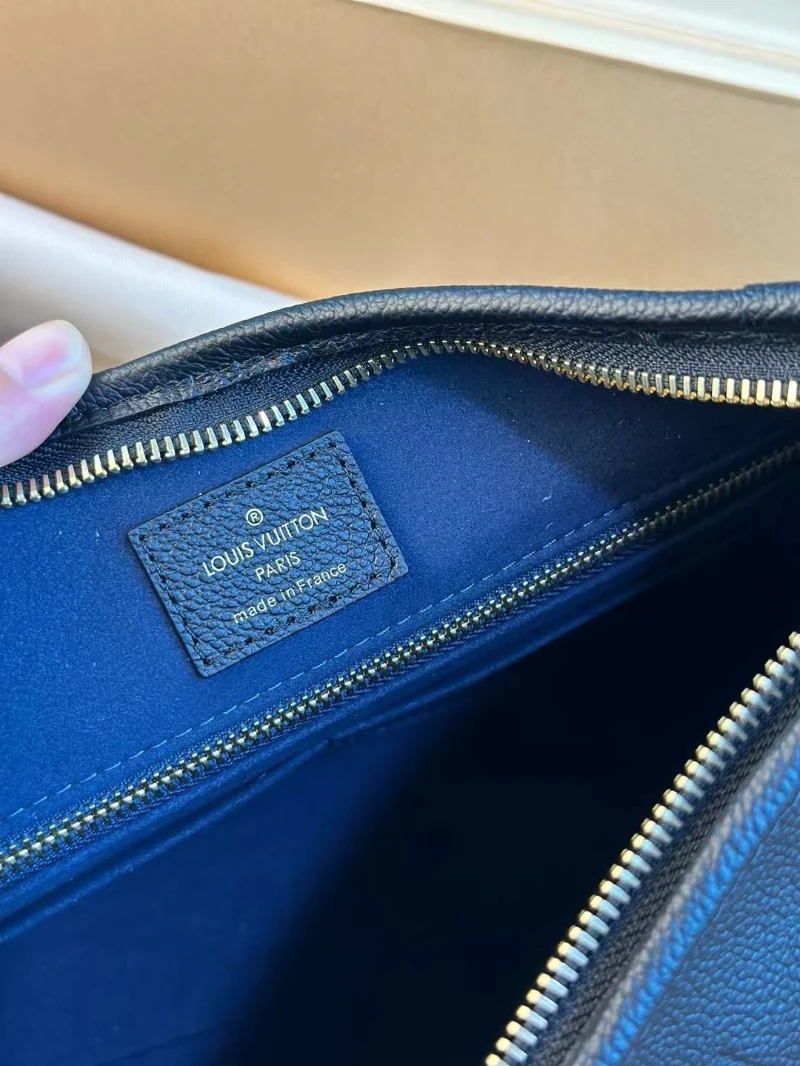 lv高仿 全皮款牛角包 黑色 (5)