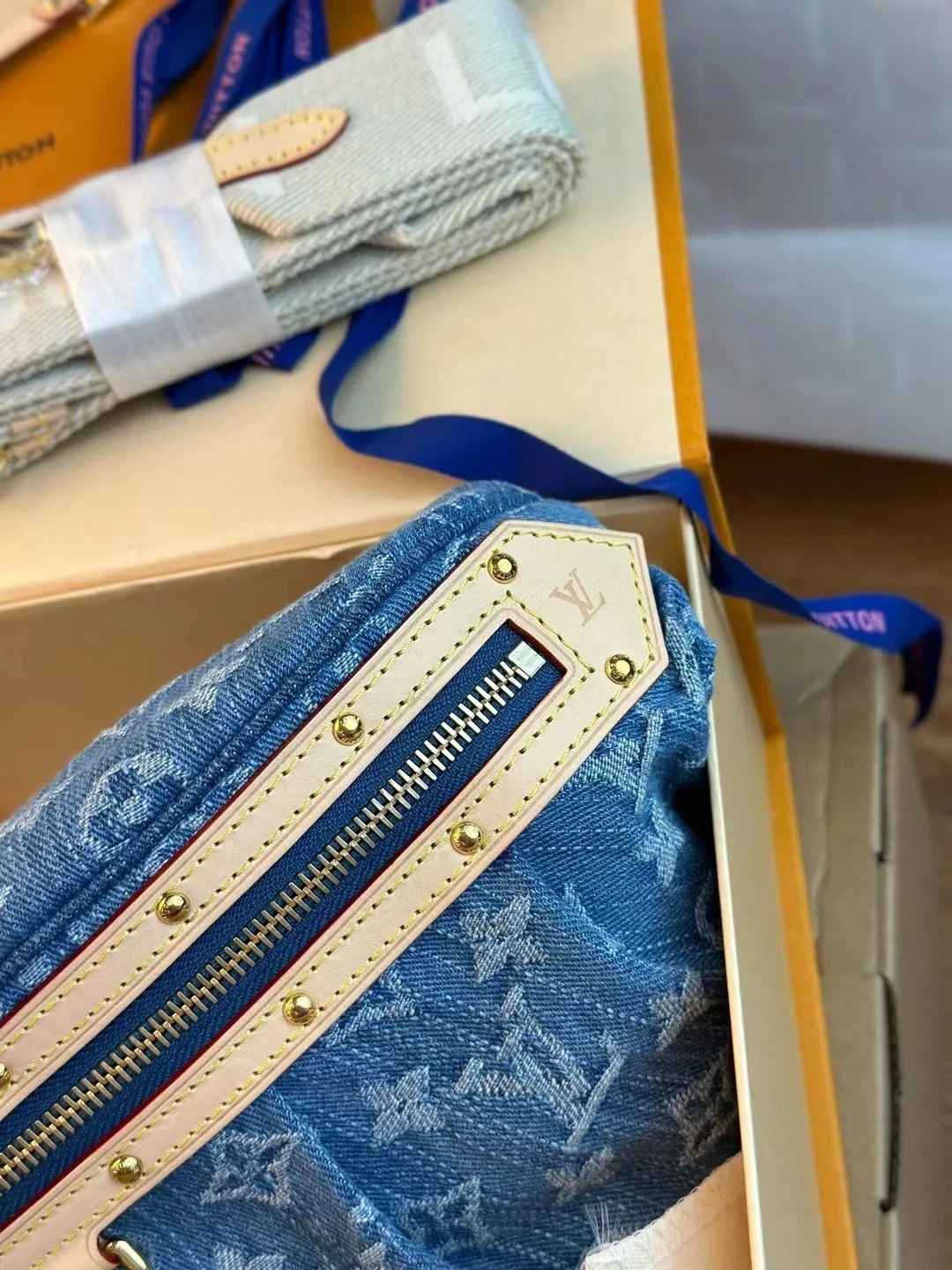 lv高仿 牛仔包 (6)