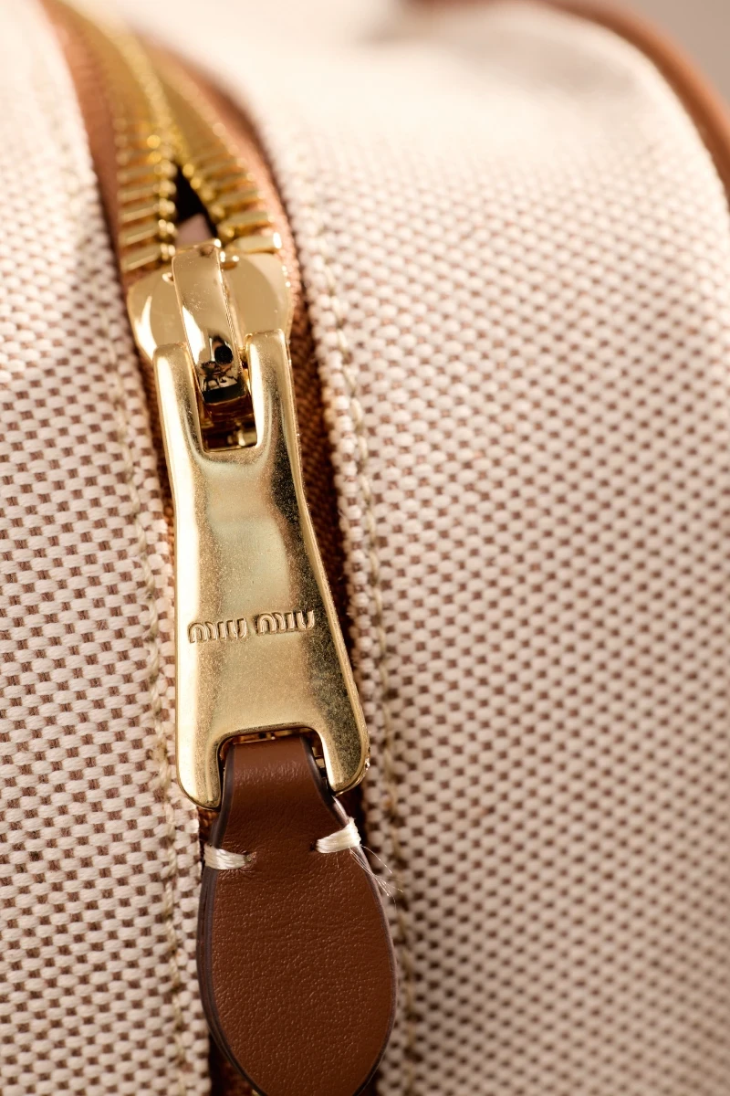 高仿miumiu白蘭地色 大號 (7)