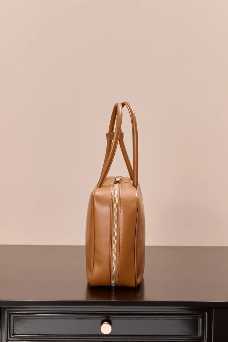 高仿miumiu 干邑色 大號 (2)