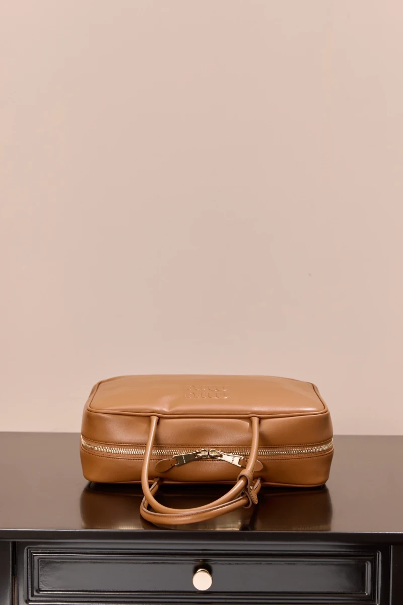 高仿miumiu 干邑色 大號 (8)