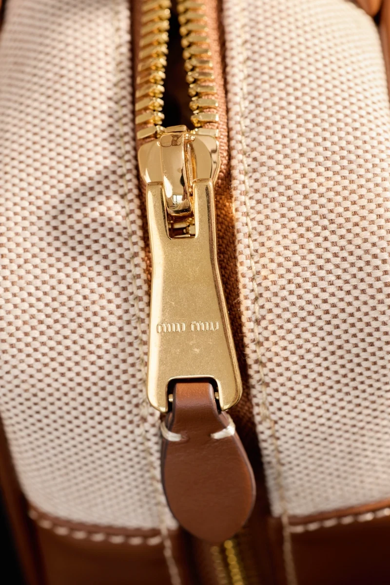 高仿miumiu 白蘭地色 中號 (6)