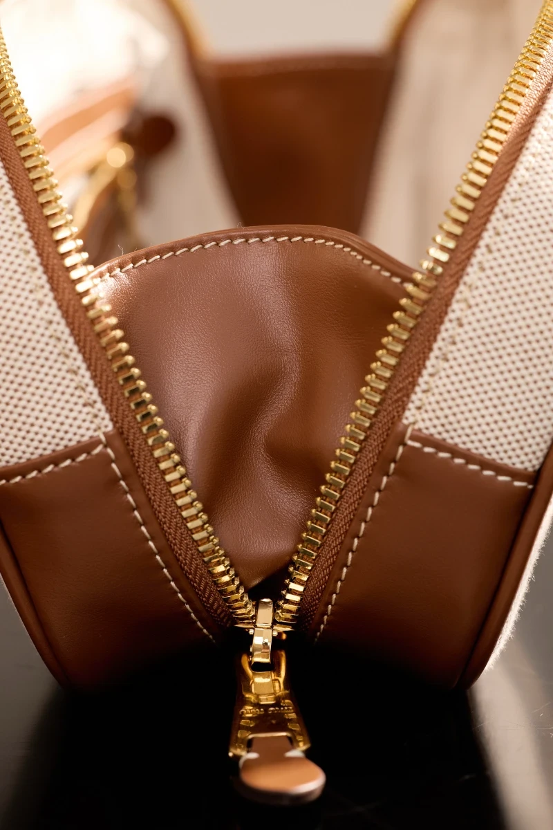 高仿miumiu 白蘭地色 中號 (7)