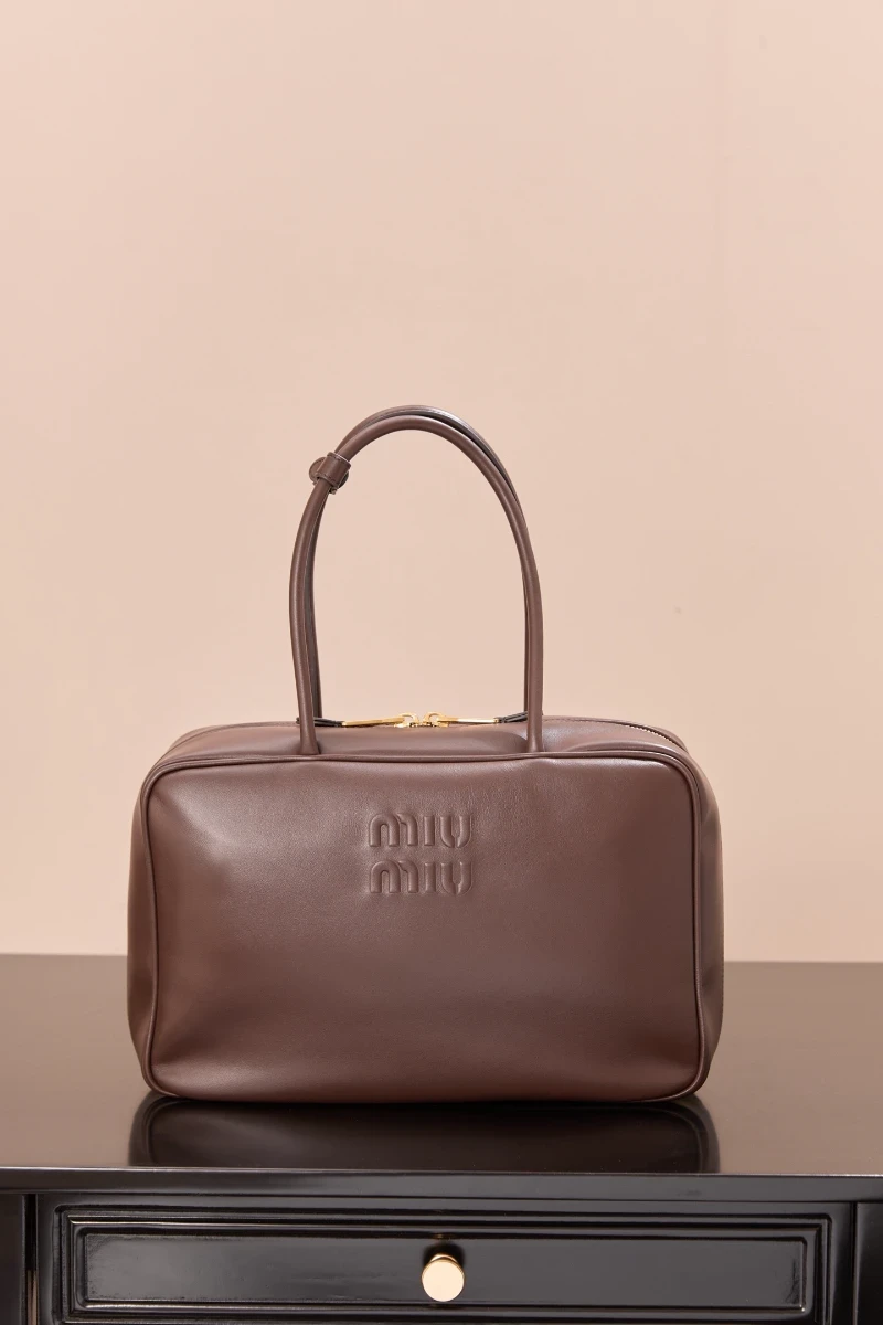 高仿miumiu 石楠木色 大號 (1)