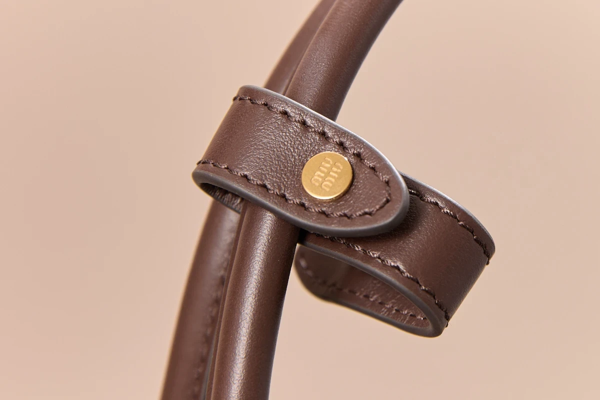 高仿miumiu 石楠木色 大號 (6)