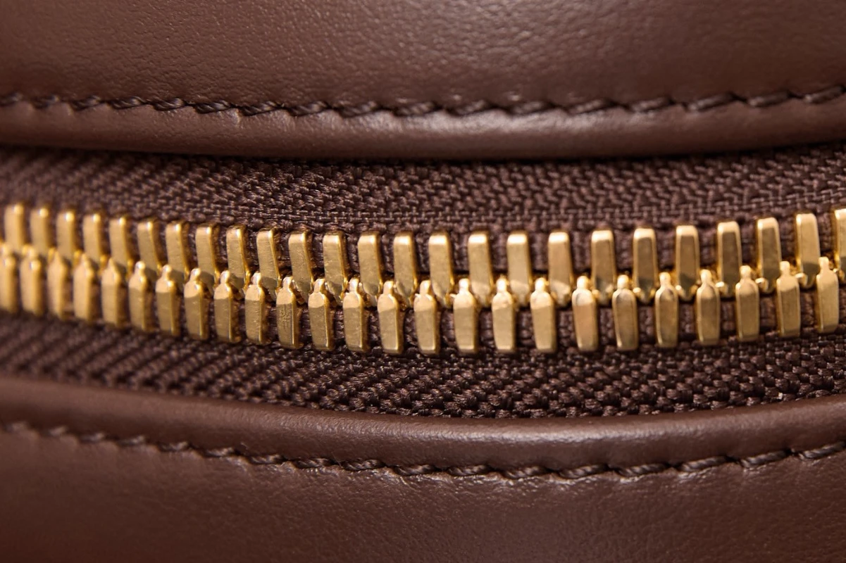 高仿miumiu 石楠木 (6)