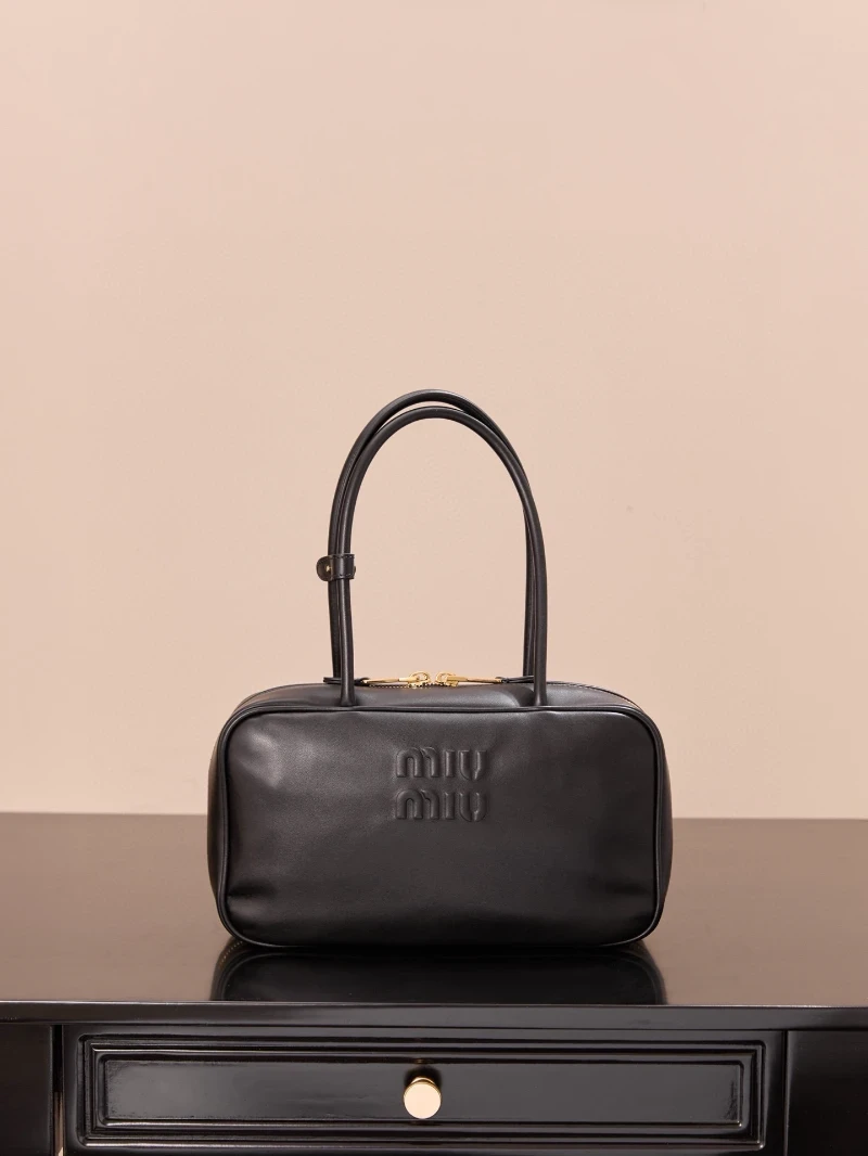 高仿miumiu 黑色 中號 (1)