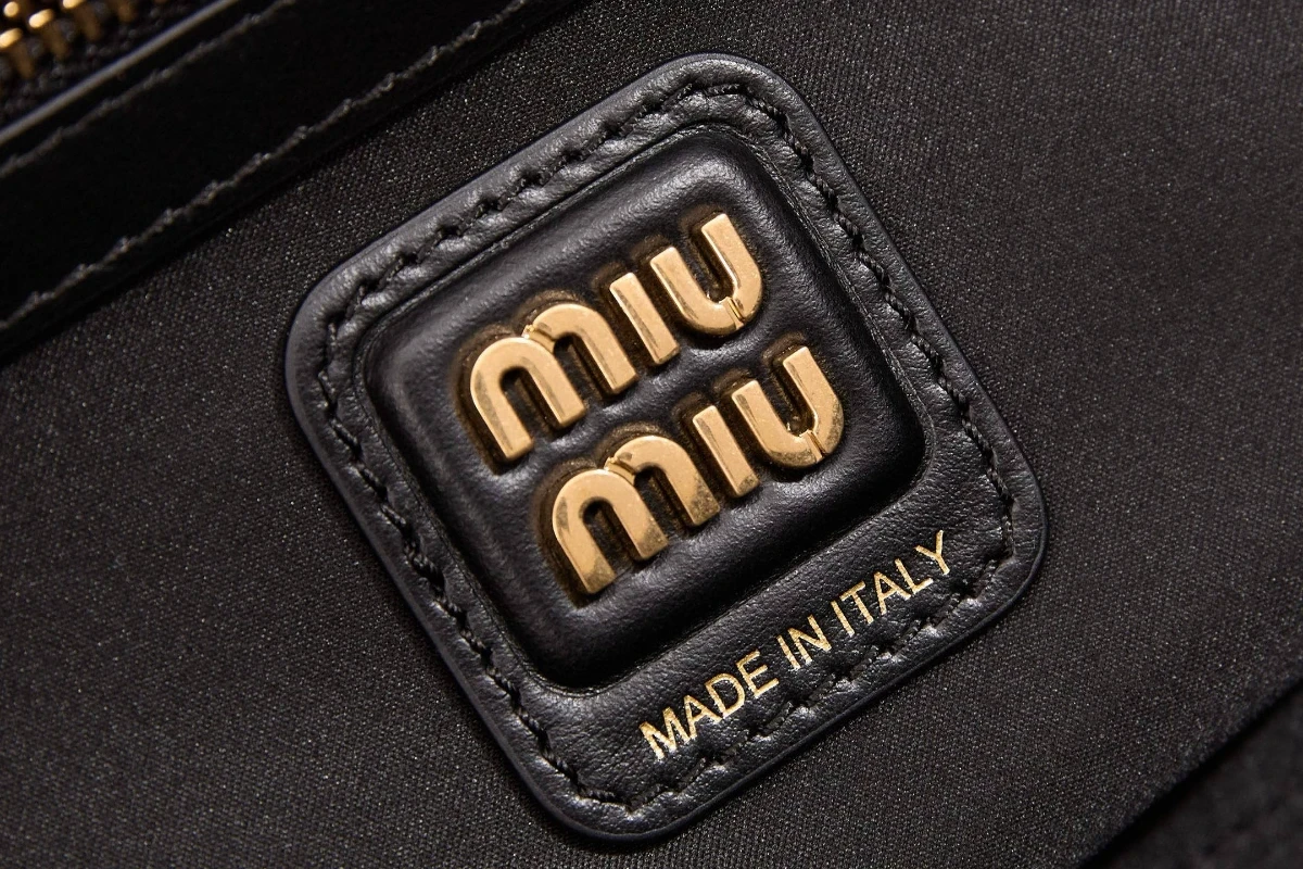 高仿miumiu 黑色 中號 (5)