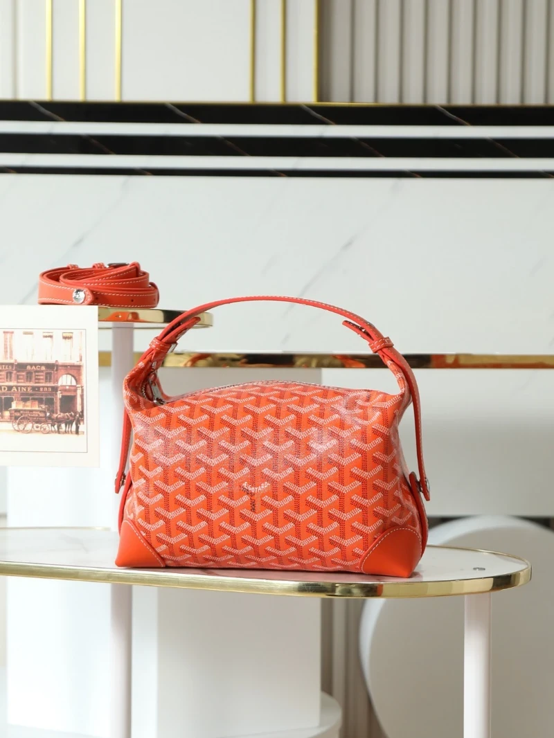 高仿oiletry pouch 紅色 (2)