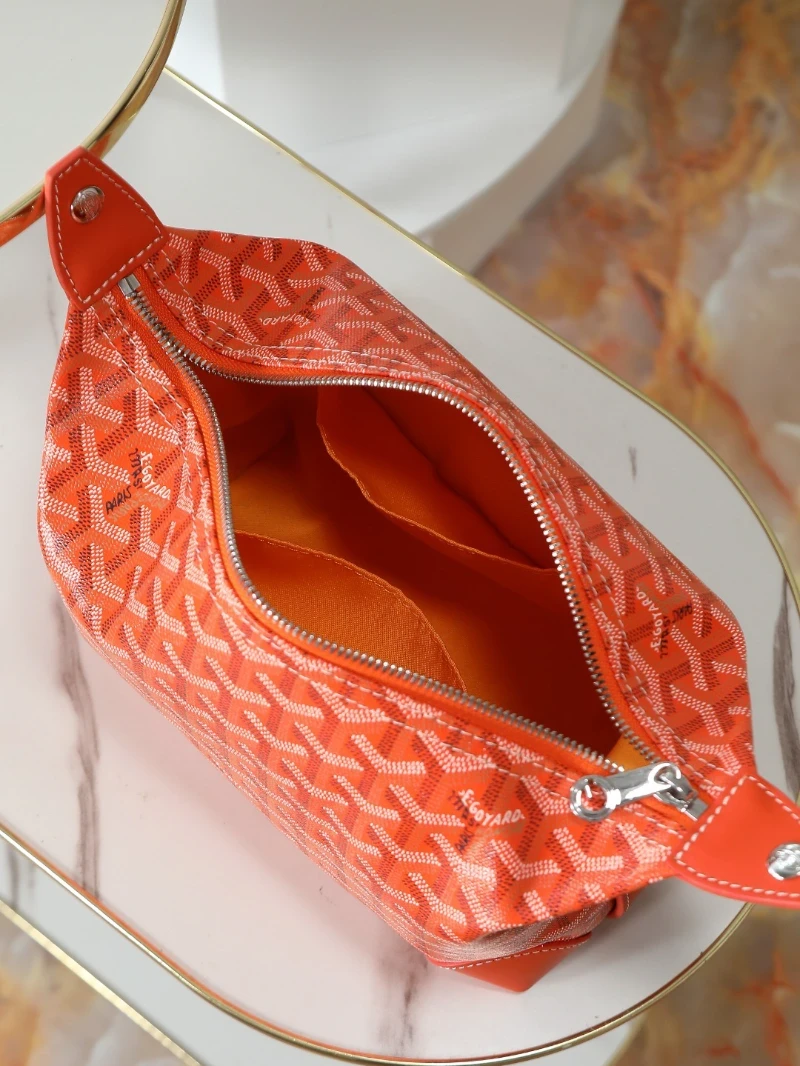 高仿oiletry pouch 紅色 (4)