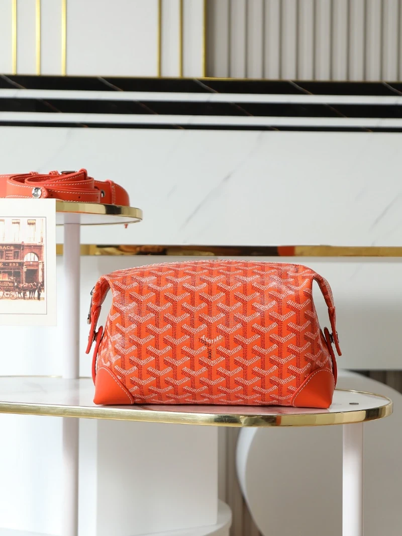 高仿oiletry pouch 紅色 (6)