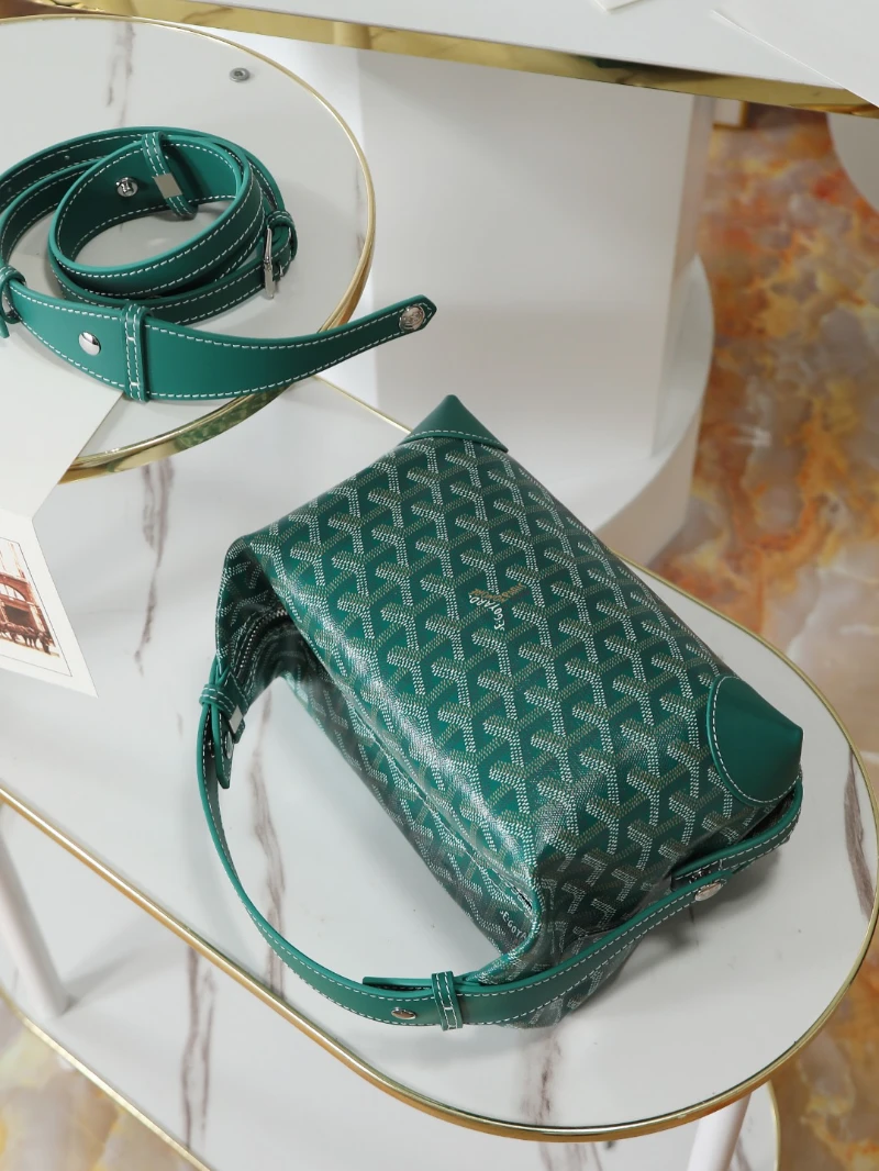 高仿oiletry pouch 綠色 (4)