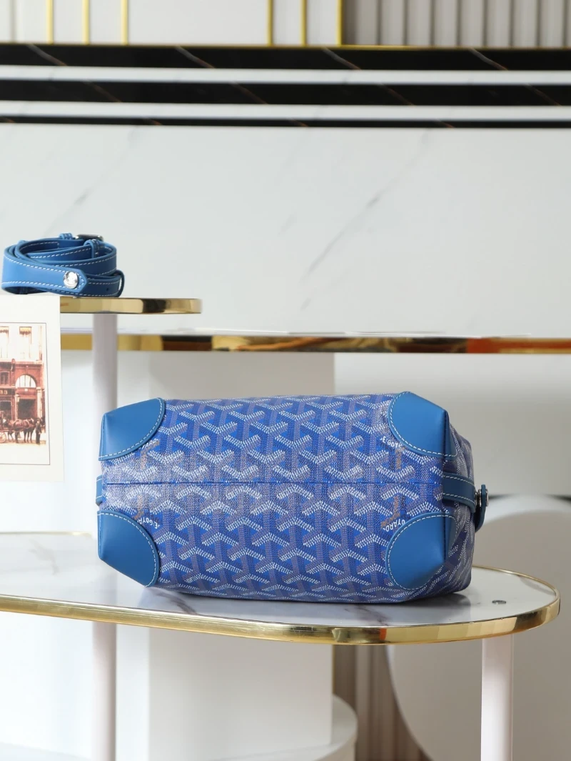 高仿oiletry pouch 藍色 (2)