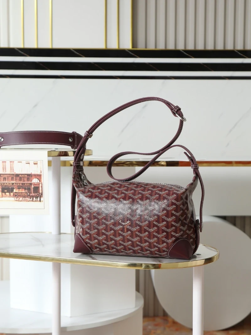 高仿oiletry pouch 酒紅 (2)